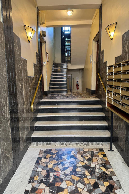 Appartement - 72 m² - 3 pièces