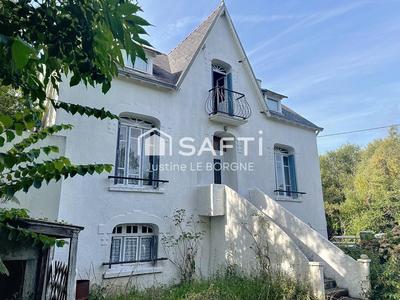 Maison - 150 m² - 7 pièces