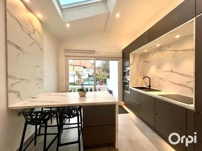 Maison - 114 m² - 5 pièces