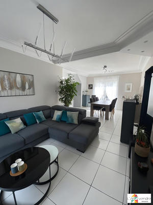 Maison - 115 m² - 6 pièces