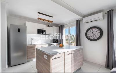 Appartement - 84 m² - 4 pièces