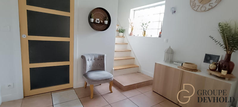 Maison - 278 m² - 8 pièces