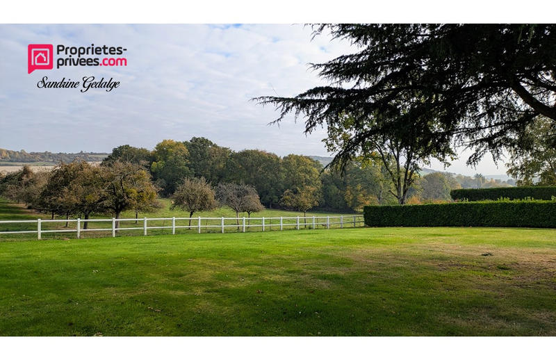 Maison - 185 m² - 7 pièces