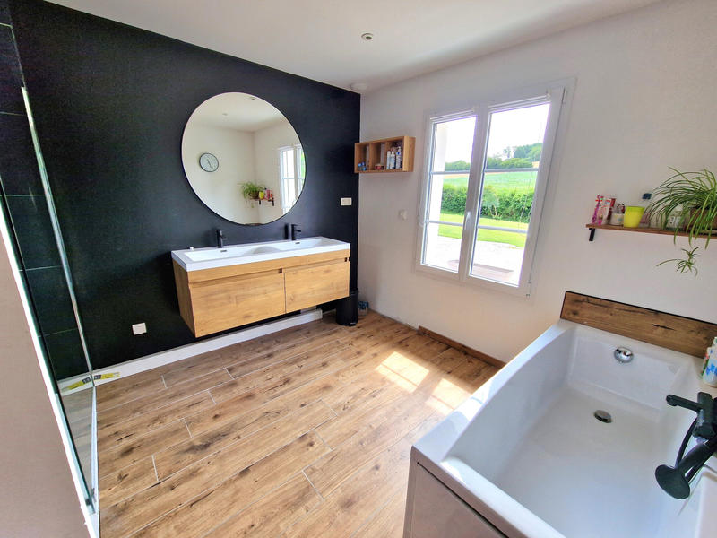 Maison - 193 m² - 6 pièces