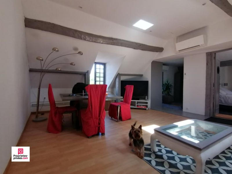 Maison - 280 m² - 11 pièces