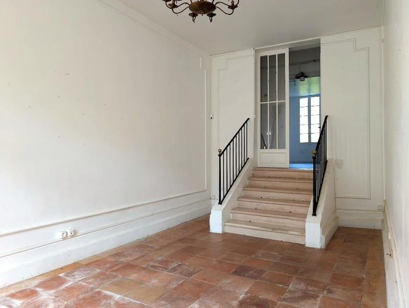 Maison - 250 m² - 7 pièces