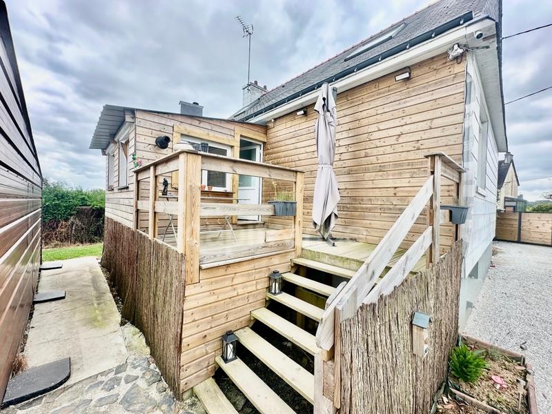 Maison - 140 m² - 6 pièces