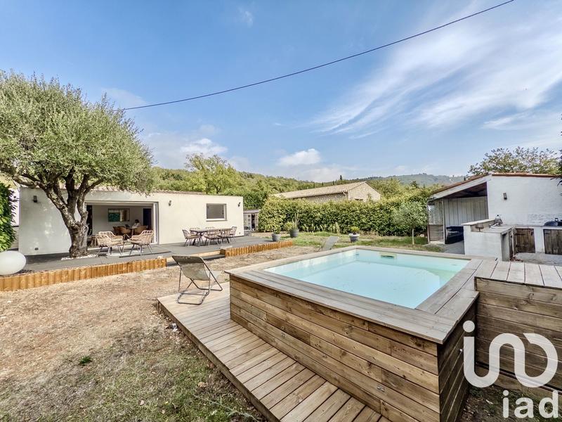 Maison - 104 m² - 4 pièces