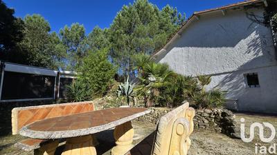 Maison - 166 m² - 8 pièces