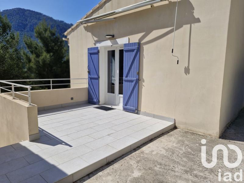 Maison - 233 m² - 6 pièces