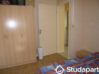 Chambre - 14 m² - 1 pièce