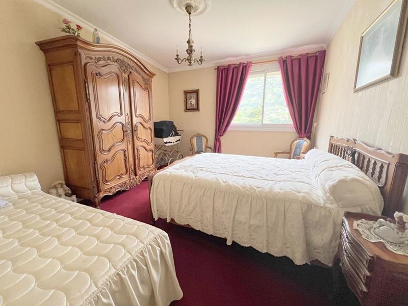 Appartement - 125 m² - 4 pièces