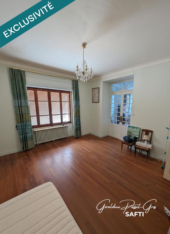 Maison de maîtres - 334 m² - 12 pièces