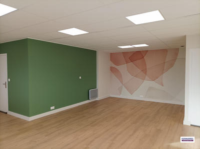 Bureau - 55 m²