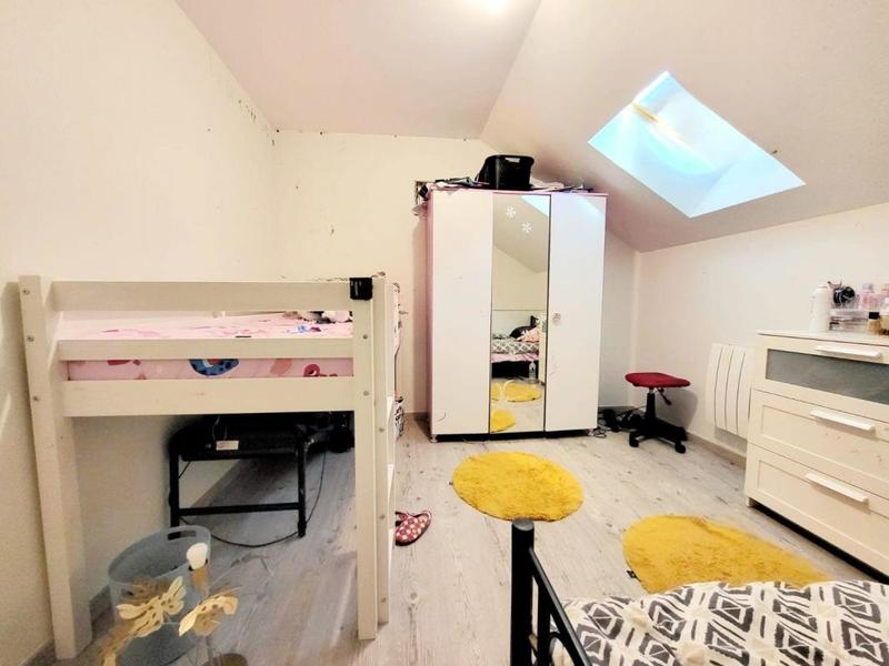 Maison - 175 m² - 7 pièces