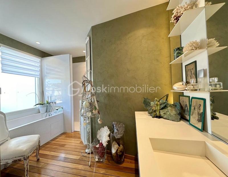 Appartement - 92 m² - 3 pièces