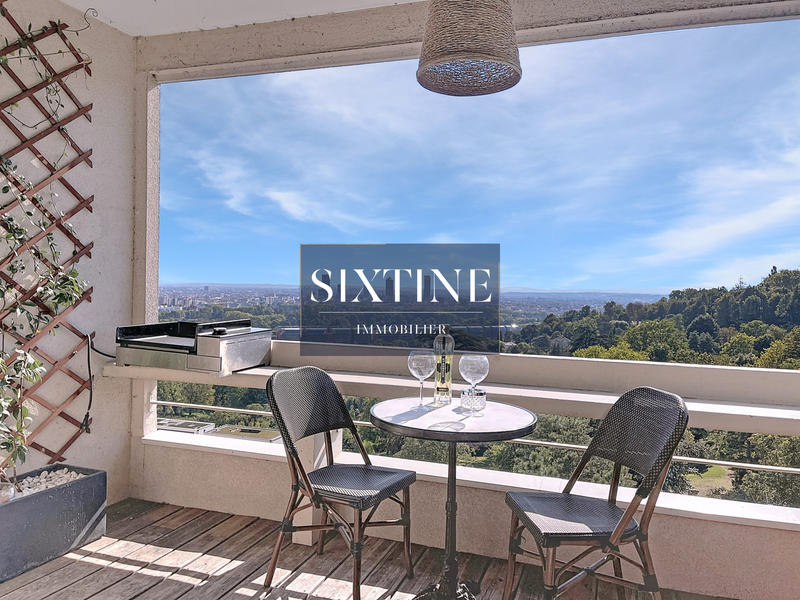 Appartement - 140 m² - 5 pièces