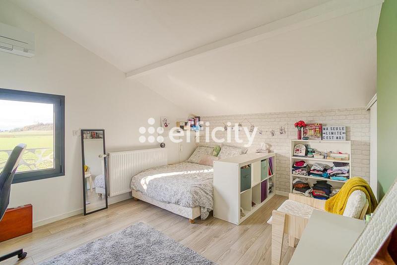 Villa - 153 m² - 5 pièces