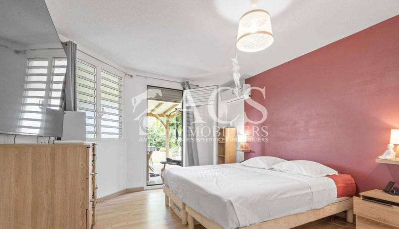 Appartement - 84 m² - 4 pièces