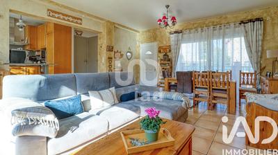 Maison - 111 m² - 6 pièces