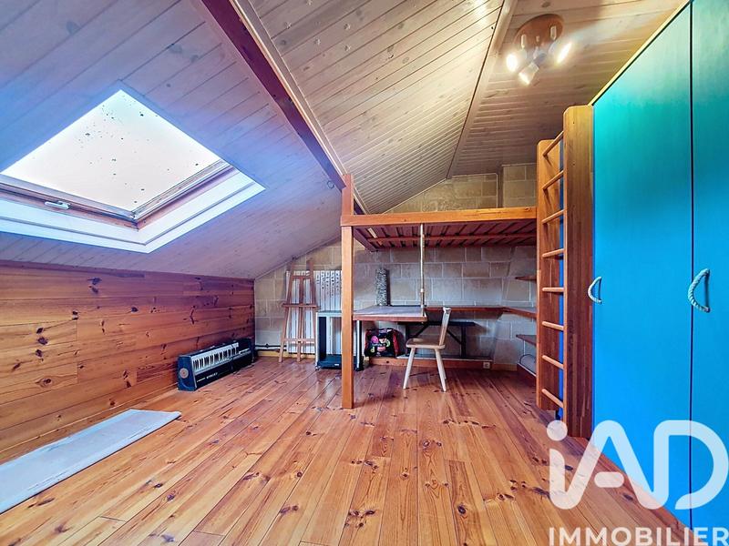 Maison - 92 m² - 6 pièces