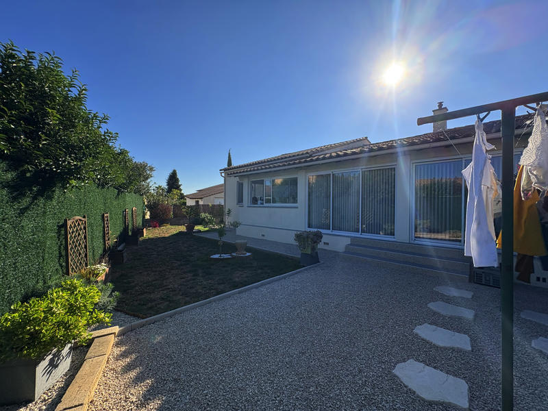 Maison - 96 m² - 3 pièces