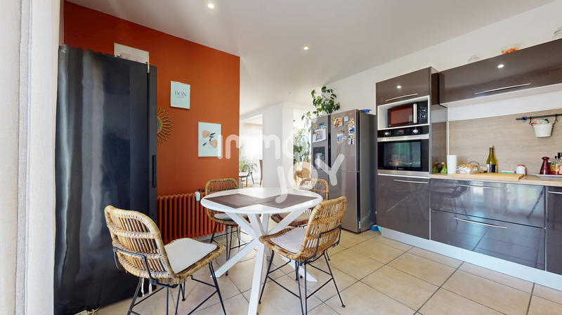 Maison - 164 m² - 5 pièces