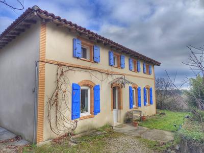 Maison ancienne - 132 m² - 7 pièces