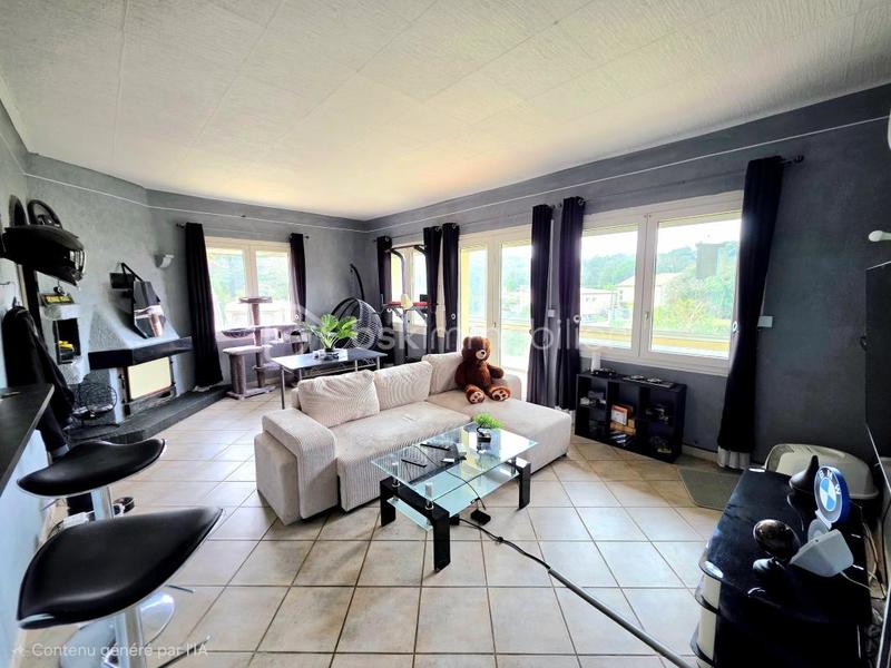 Maison - 94 m² - 4 pièces