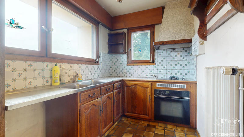 Appartement - 185 m² - 6 pièces