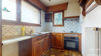 Appartement - 185 m² - 6 pièces