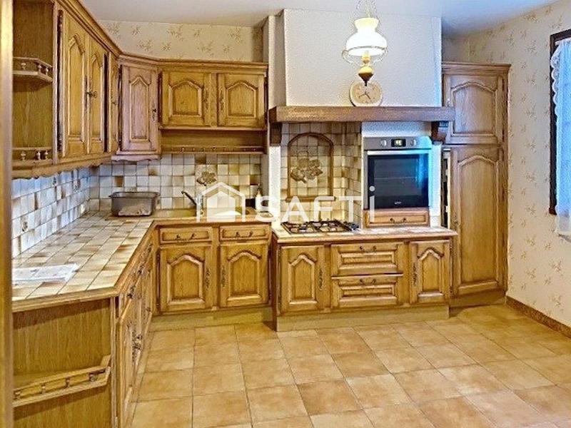 Maison - 95 m² - 5 pièces