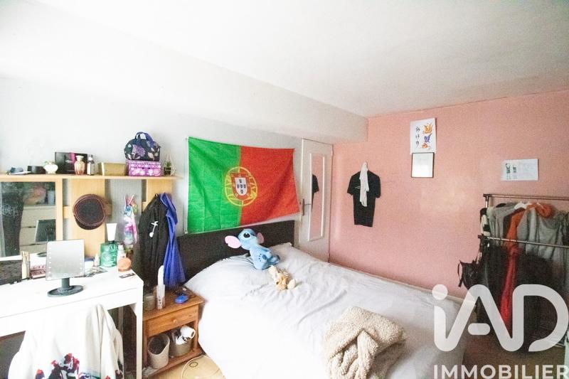 Maison - 95 m² - 5 pièces