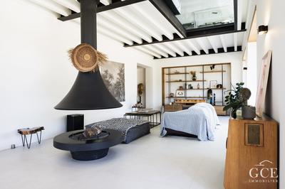 Maison ancienne - 243 m² - 8 pièces