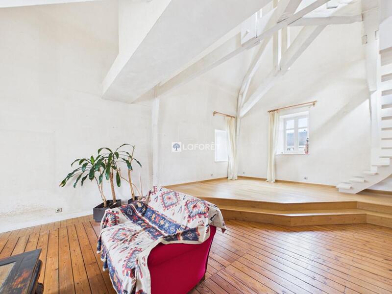 Appartement - 100 m² - 4 pièces