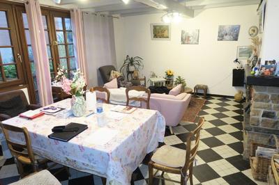 Maison - 110 m² - 7 pièces