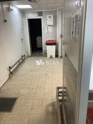 Fonds de commerce - 220 m²