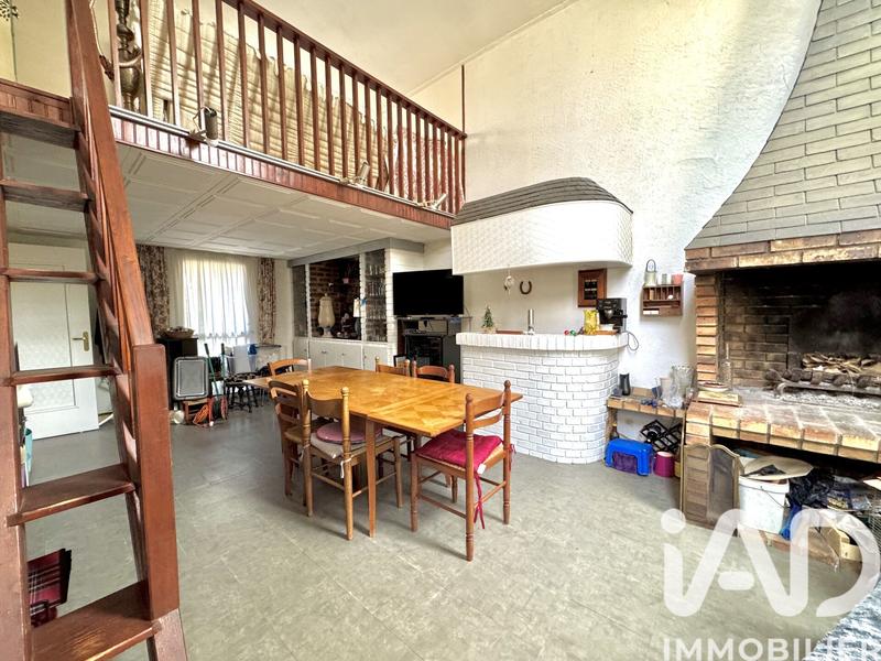 Maison - 97 m² - 5 pièces