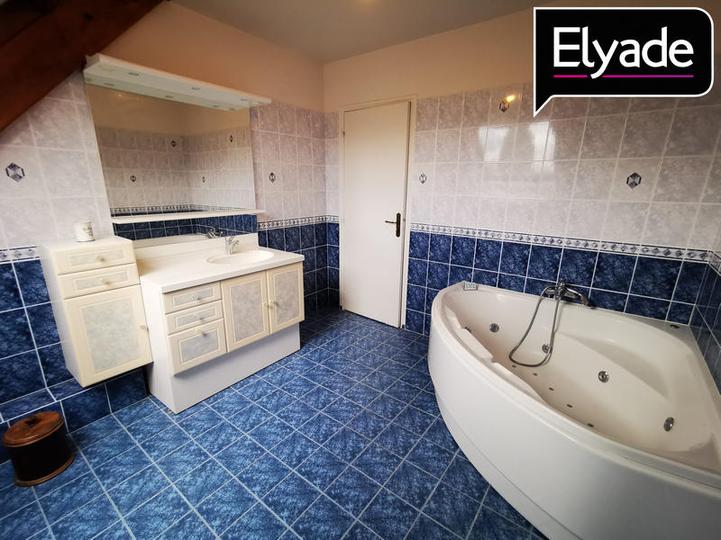 Maison - 170 m² - 7 pièces