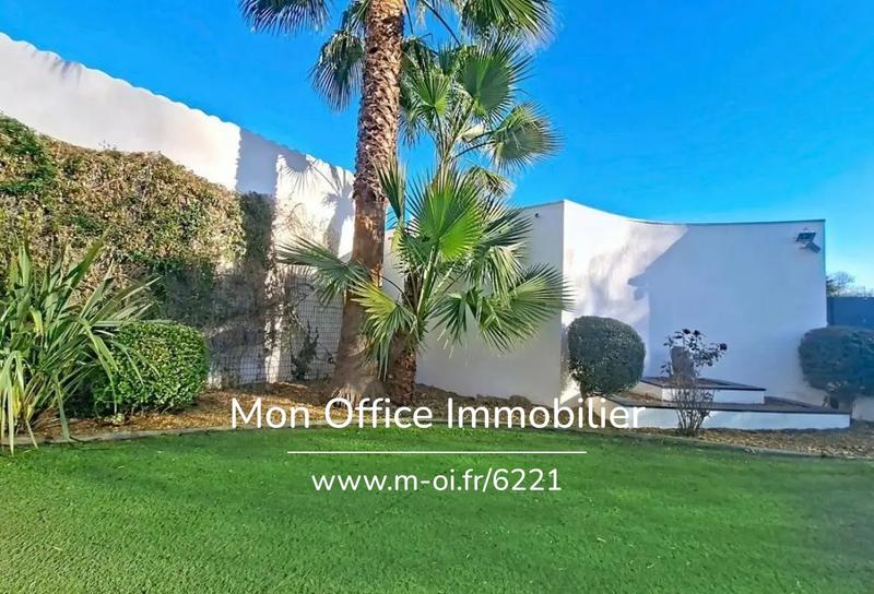 Villa - 276 m² - 7 pièces