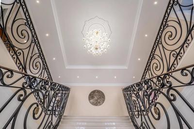 Propriété - 733 m² - 15 pièces