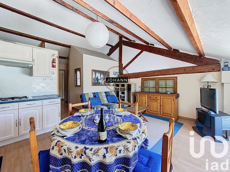 Maison - 222 m² - 9 pièces