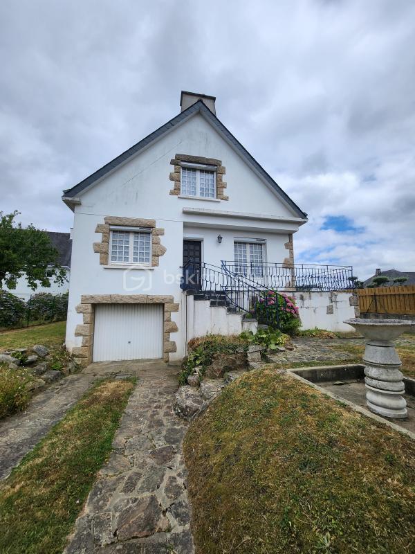 Maison traditionnelle - 135 m² - 6 pièces