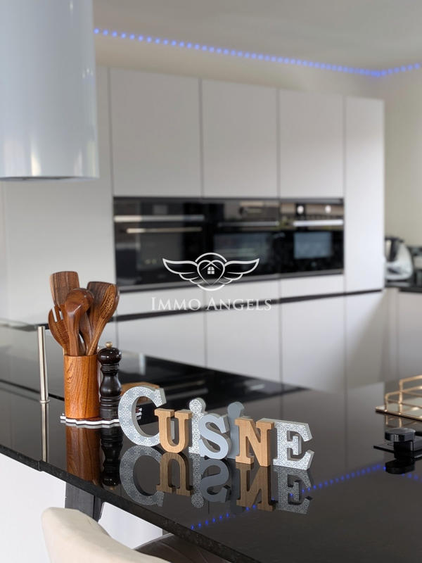 Maison contemporaine - 206 m² - 5 pièces