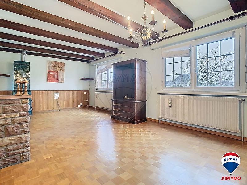 Maison - 219 m² - 8 pièces