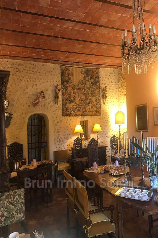 Demeure - 870 m² - 23 pièces