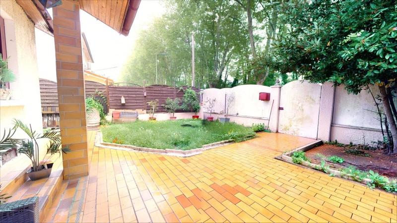 Maison - 101 m² - 6 pièces