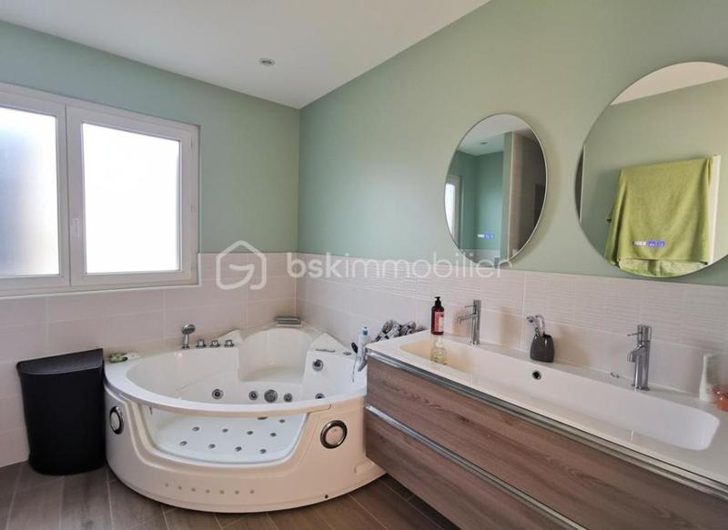 Maison de ville - 135 m² - 5 pièces