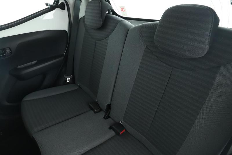 Toyota Aygo 1.0 Vvt-i X-Play X-Shift 5p 72 ch