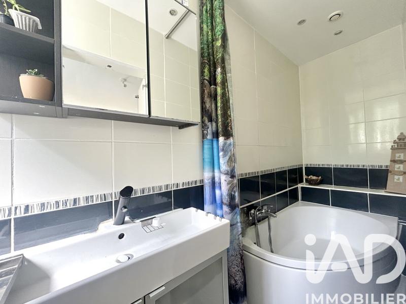 Maison - 99 m² - 5 pièces